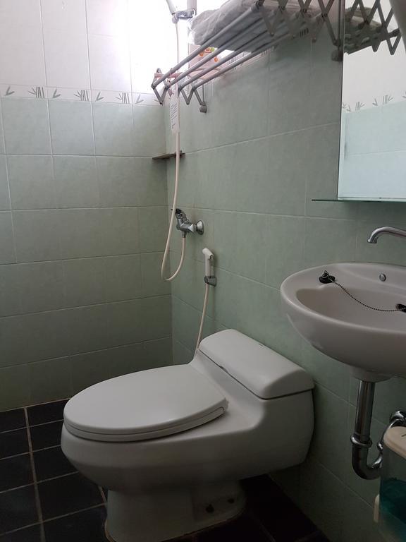 Peye Guesthouse Malang Zewnętrze zdjęcie